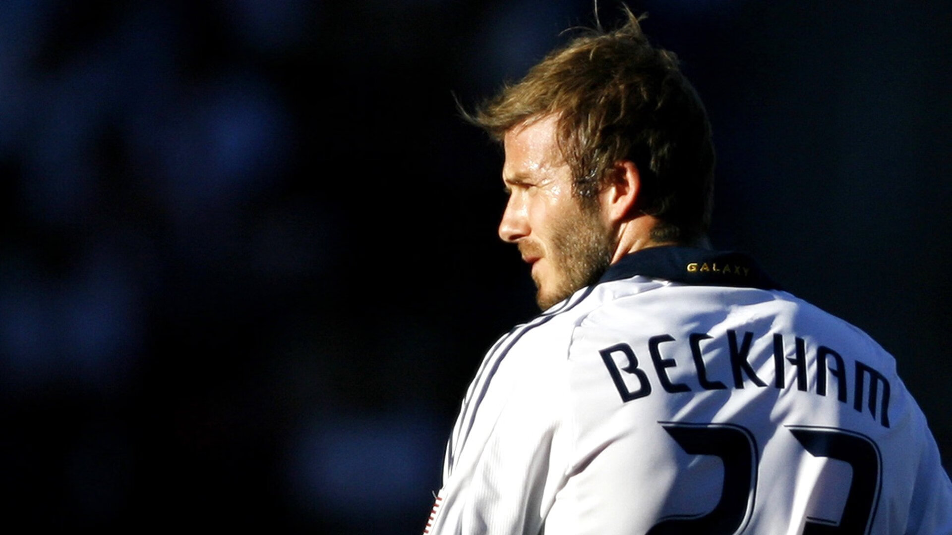 足球联赛积分榜变化分析